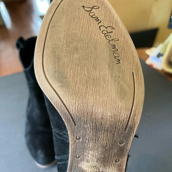 Sam Edelman Black Suede Bootie Size 7.5​ - Picture 3 of 5
